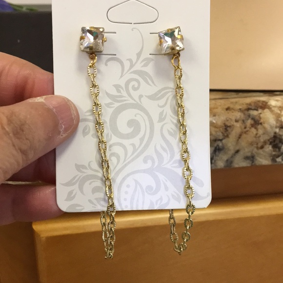 Rhinestone Chain Link Earrings - Picture 2 of 6